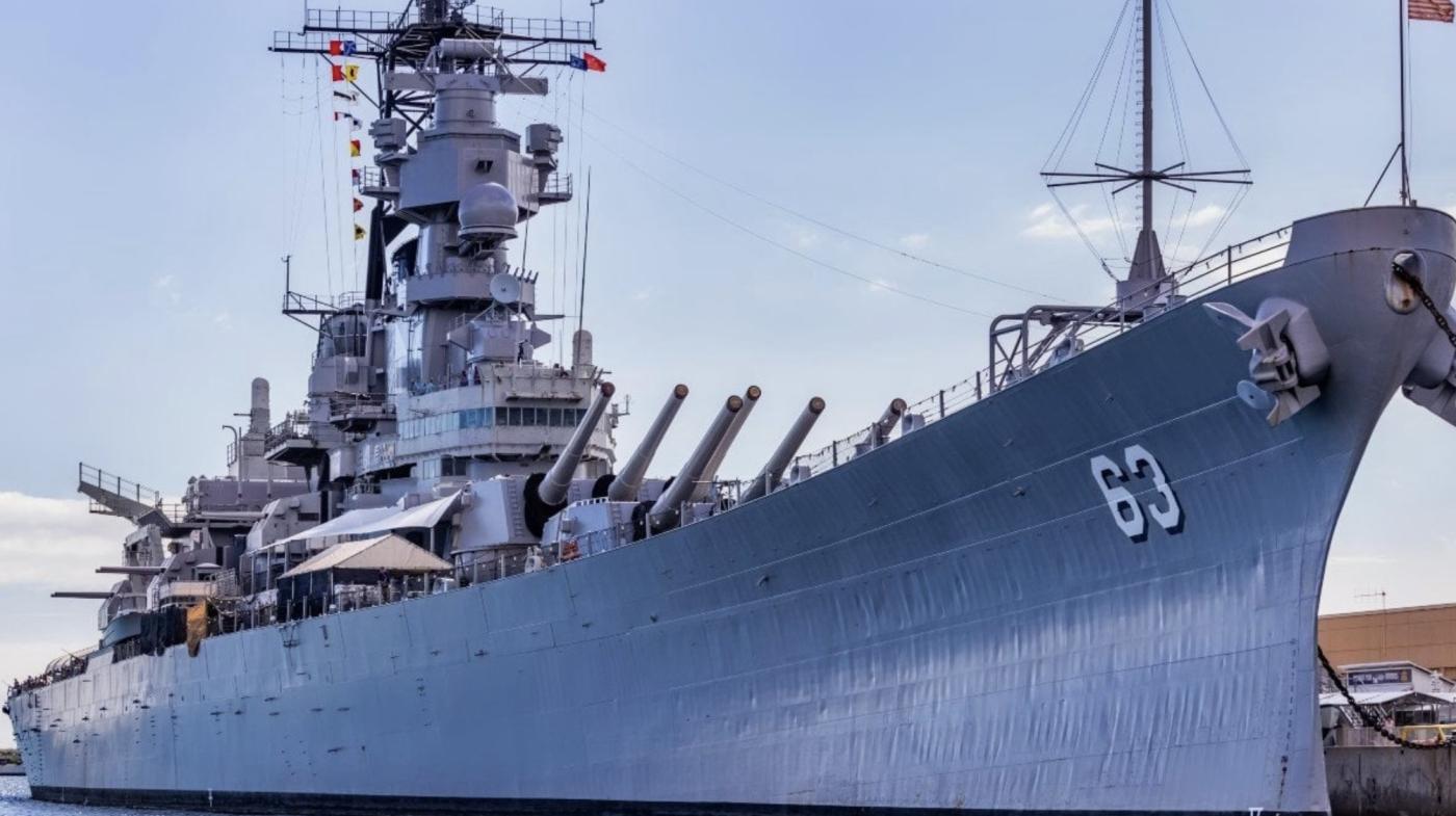 Uss missouri ww2 American battleship and museum 