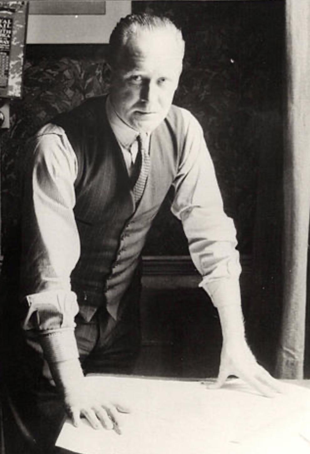 R j Mitchell