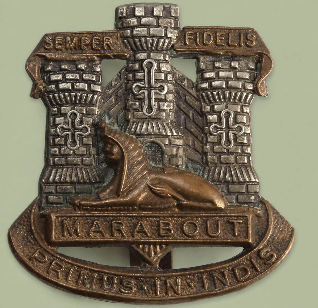 Devon and dorsets regiments cap badge 