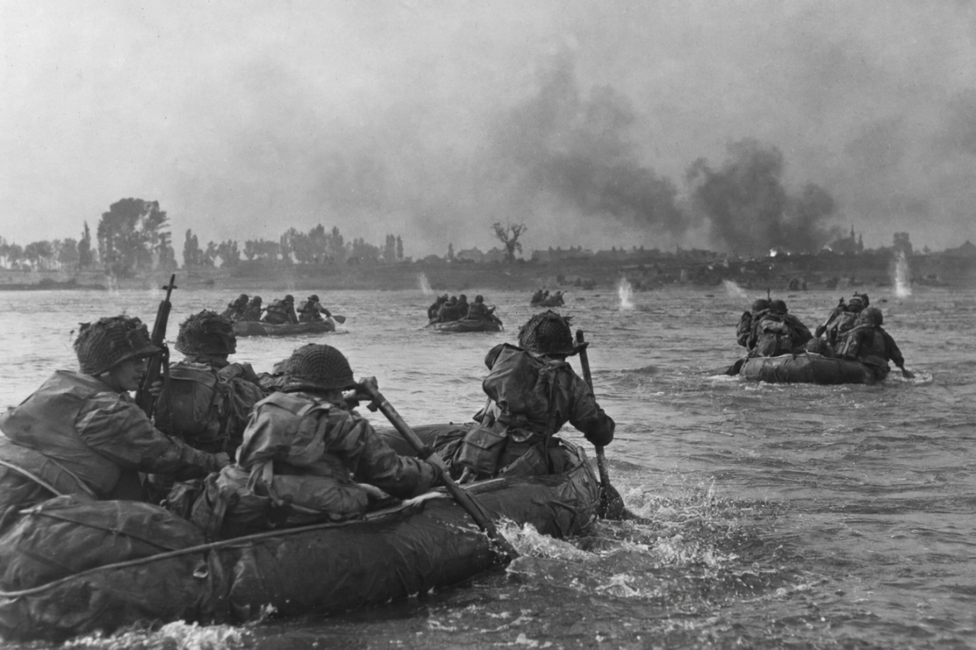 82nd airborne crossing wall river operation market garden Arnhem