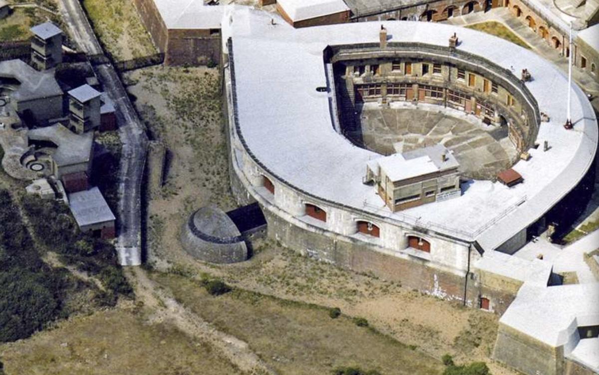 Fort building 