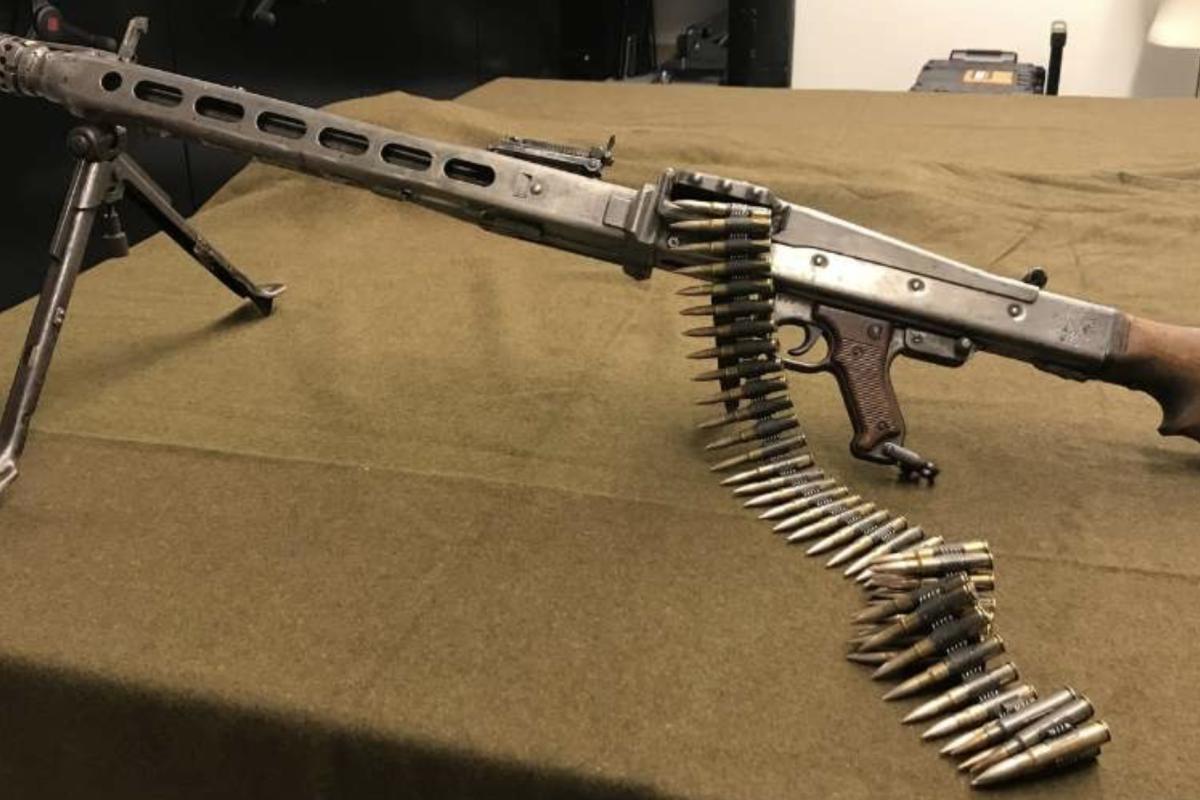 Mg-42 machine gun