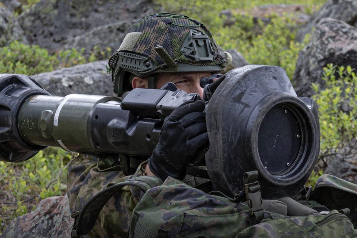 Bofors n-law anti tank weapon bazooka 