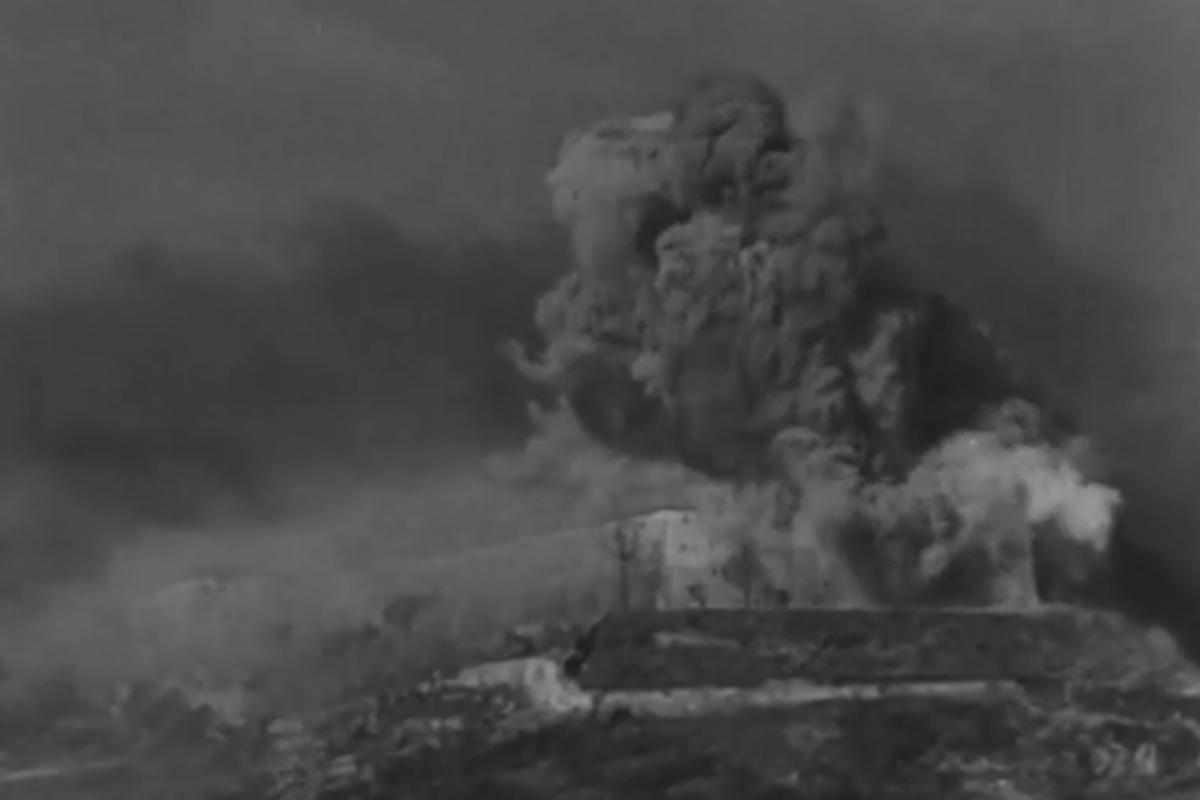 Monte Cassino bombed 