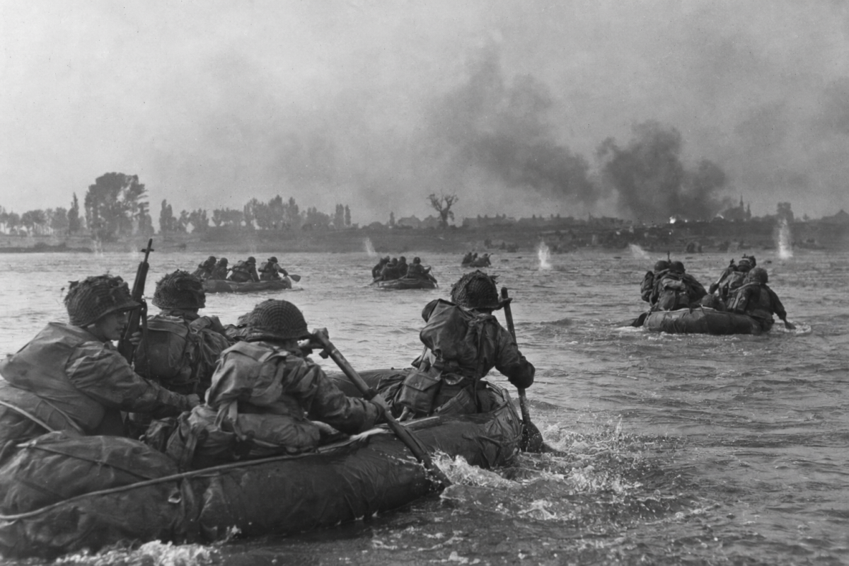 82nd airborne crossing wall river operation market garden Arnhem